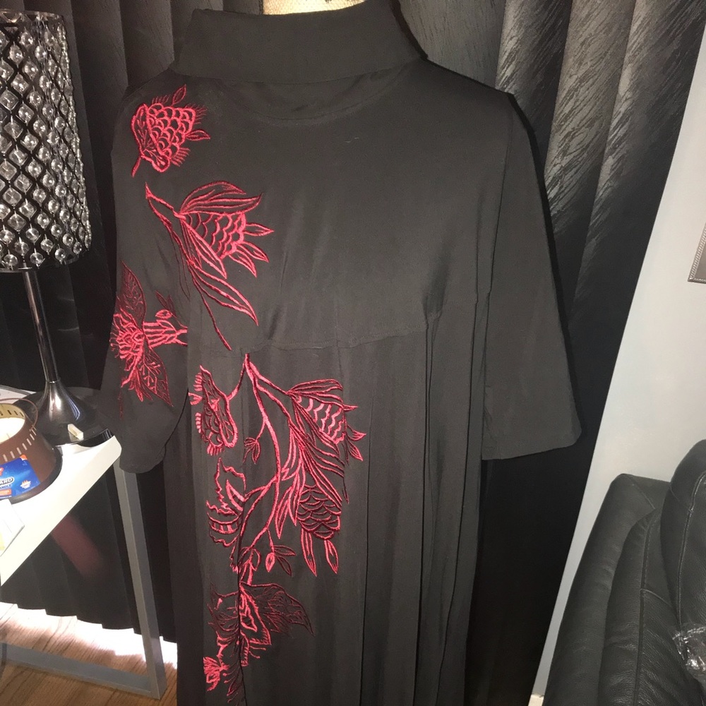 Eloquii dress black w/red embroidery size 20W